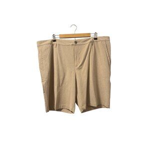 Adidas Crosshatch Golf Shorts Khaki 42" Waist Mens Casual Outdoor Bottoms. NWT